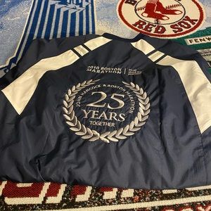 Vintage adidas 2010 Boston marathon pullover crew neck